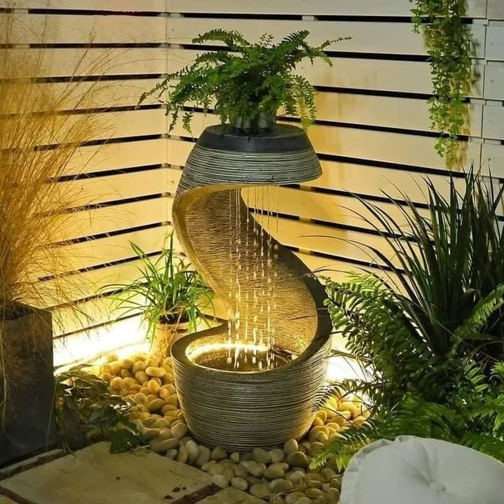 Minimalist pondless fountain